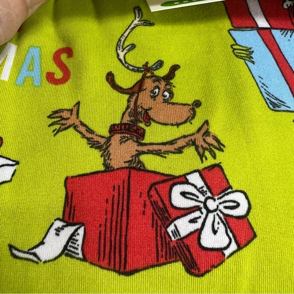 The Grinch PJ set. Christmas pajamas various sizes - Picture 6 of 9